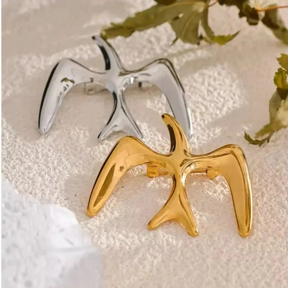 Gold Bird Stainless Steel Waterproof Brooch